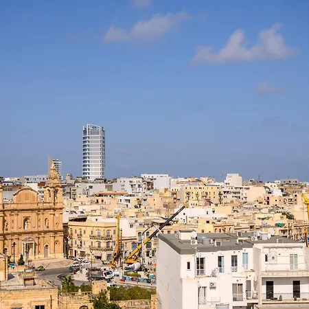 F11 2, Private Two Single Beds Shared Bathroom In Shared Flat